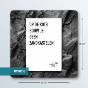 OP DE ROTS BOUW JE GEEN ZANDKASTELEN